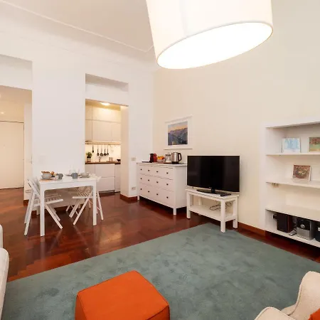 Liberty Architectural Jewel Apartment *